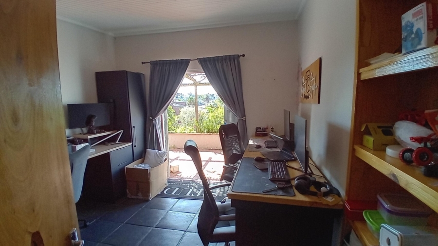 4 Bedroom Property for Sale in Parkersdorp Western Cape